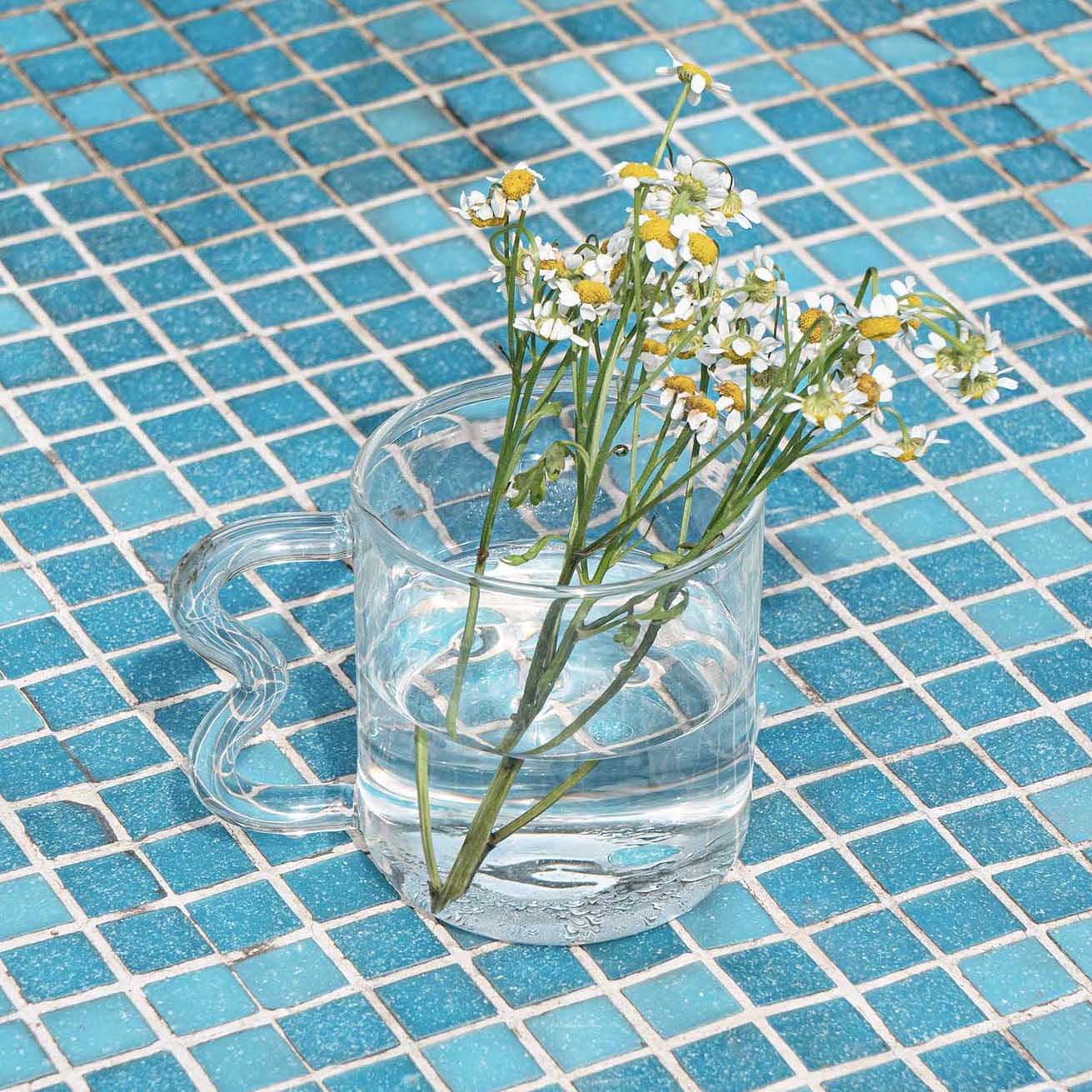 Swirled Handle Cup Transparent Glass shop transparent unique glass cups singapore unniki online shop